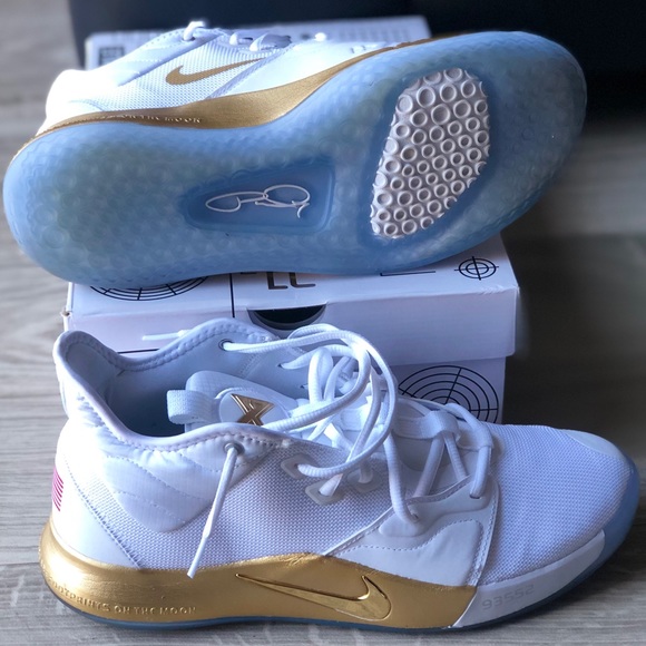 pg 3 nasa white and gold